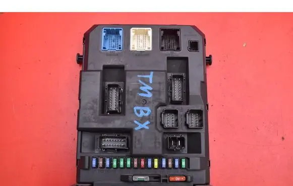 Citroen DS3 Fuse box set 9666951980