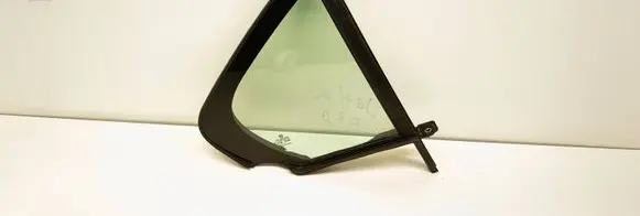 Volkswagen Jetta VI Rear vent window glass E000214 5C6845214