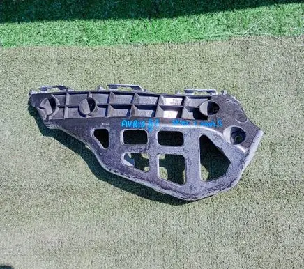 Toyota Auris E180 Front bumper mounting bracket 5253502050