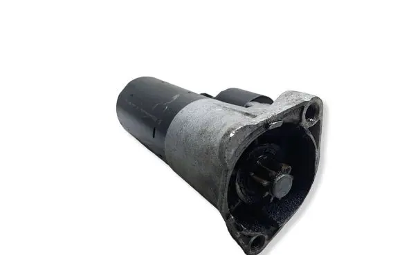 Volkswagen PASSAT B5.5 Starter motor 0001124020KASACJA 0001124020