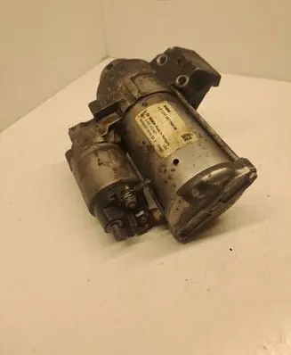 BMW 3 F30 F35 F31 Starter motor 8571905 0001172407