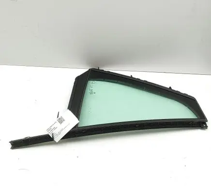 BMW X5 G05 Rear side window 7428712