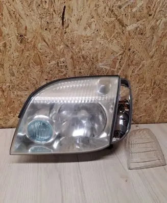 Nissan X-Trail T30 Headlight/headlamp SAE15Y202