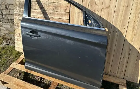Volvo XC60 Front door 