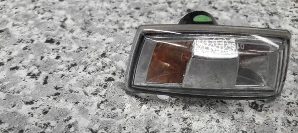 Opel Astra H Front fender indicator light 13131298