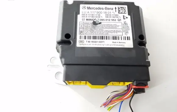 Mercedes-Benz A W176 Airbag control unit/module A1179001801 A1179011700 0281012552