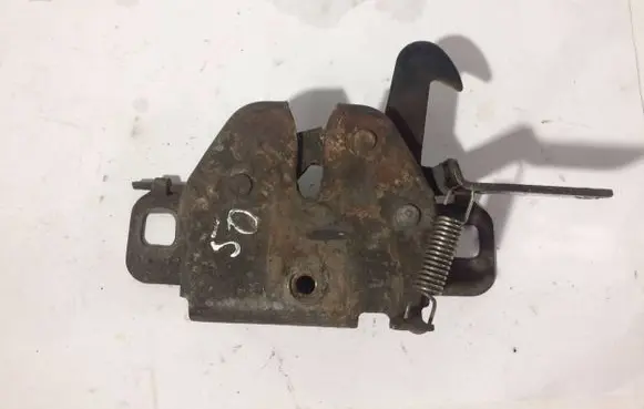 Nissan Patrol 260 Engine bonnet/hood lock/catch