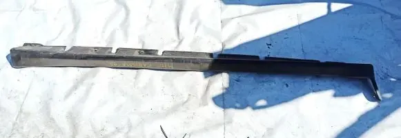 Mitsubishi Carisma Sill