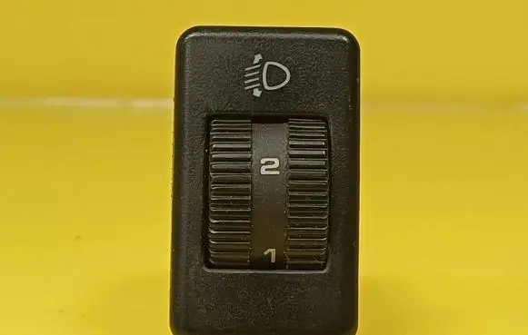 Volkswagen Transporter - Caravelle T4 Headlight level height control switch 701941333