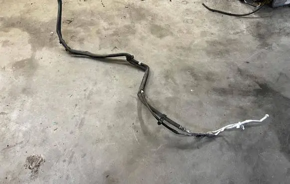 Mercedes-Benz GLS X166 Air conditioning (A/C) pipe/hose A1668302015 A1668302115 A1668302901