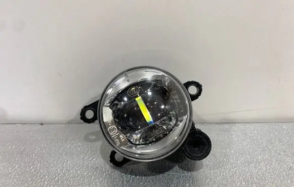 Mitsubishi Outlander IV Front fog light 8321A822
