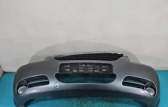 Chrysler Voyager Front bumper IMPRK1572875
