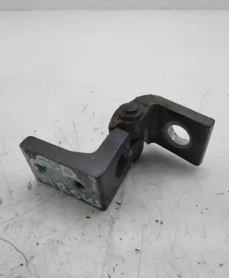 Rear door upper hinge