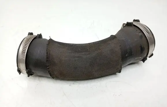 Audi A6 S6 C6 4F Intercooler hose/pipe 4F0145709g