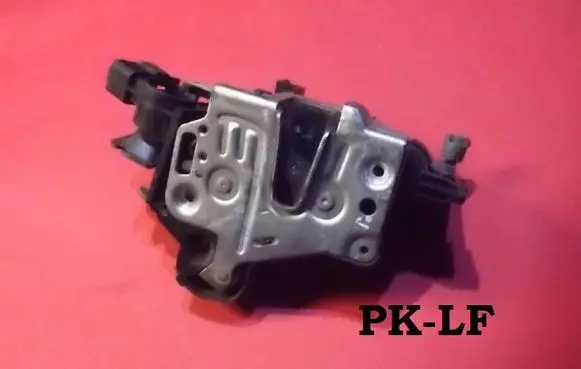 Mercedes-Benz C W202 Front door lock 2027204335