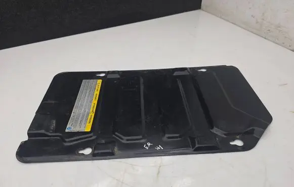 Mercedes-Benz Sprinter W906 Battery box tray cover/lid 9066840118