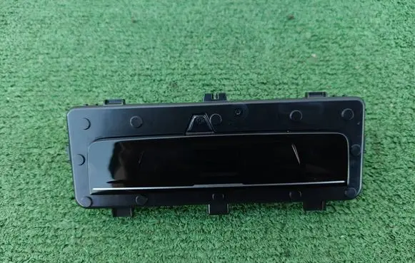Volkswagen Tiguan Climate control unit 5QS907049 5HB01662428