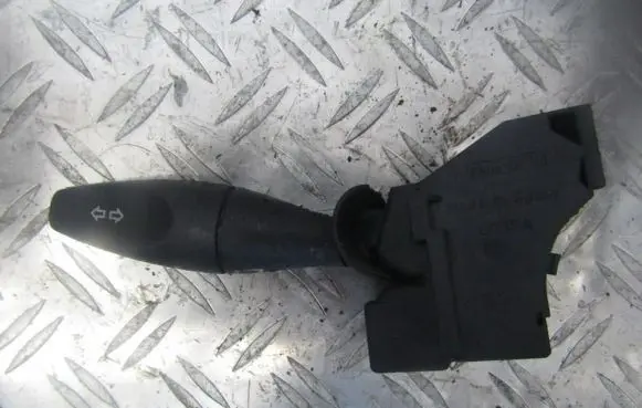 Ford Focus Indicator stalk 98ag13335ac