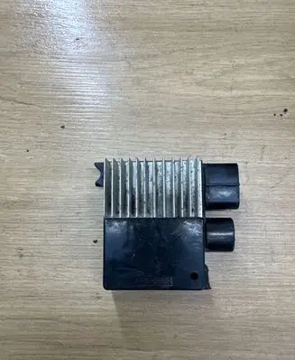 Mazda CX-3 Coolant fan relay 4993003580