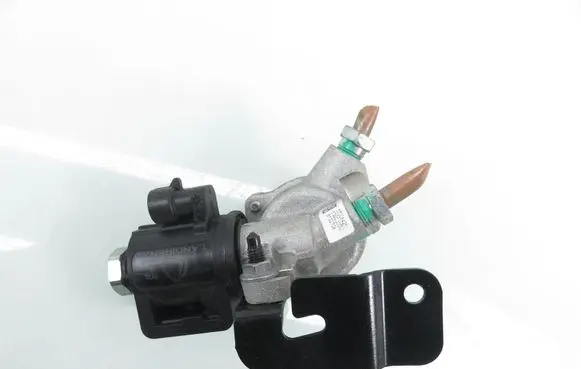 Dacia Duster LP gas electromagnetic valve solenoid 67R010404