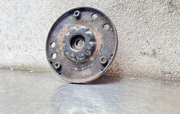 Opel Vectra C Coil spring mount 13178147