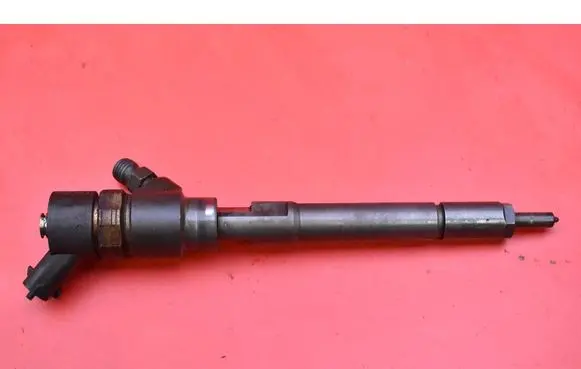 Fuel injector