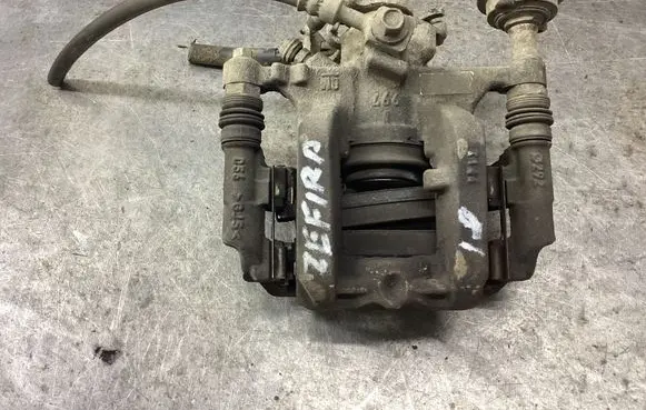 Opel Zafira C Rear brake caliper 13467365