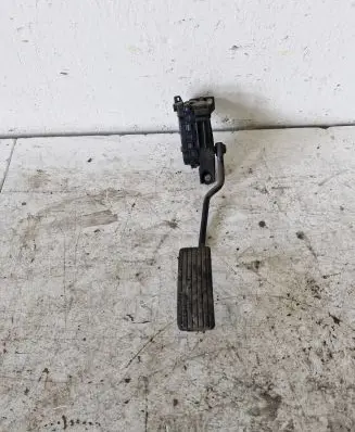Volvo S40, V40 Accelerator throttle pedal 30865642 6PV00830100