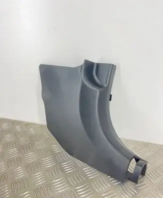 Hyundai Tucson IV NX4 Front sill trim cover 85824N7000