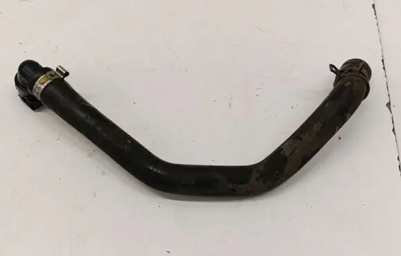 Mini Cooper Countryman R60 Engine coolant pipe/hose 9800490