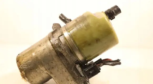 Volvo V50 Power steering pump 4N513K514DL