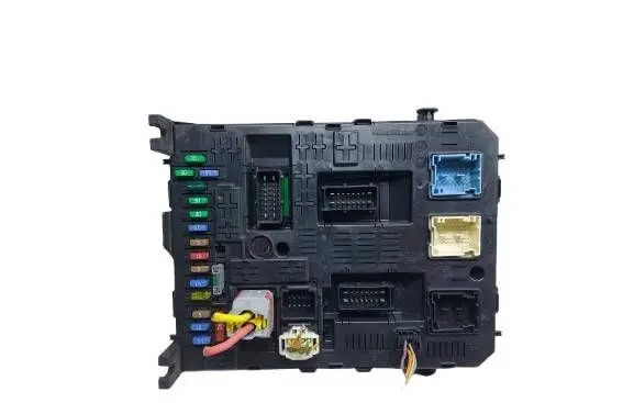 Peugeot 308 Comfort/convenience module 28120836KAS 28120836