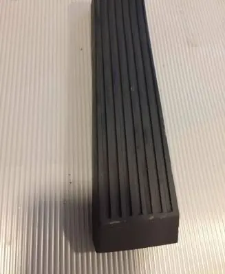 Mercedes-Benz W123 Accelerator throttle pedal 1233010082