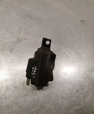Vacuum air tank