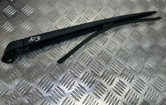 Volvo XC90 Rear wiper blade arm 80016927