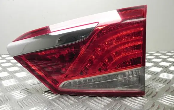 Hyundai i40 Rear/tail lights MOBIS924043Z001