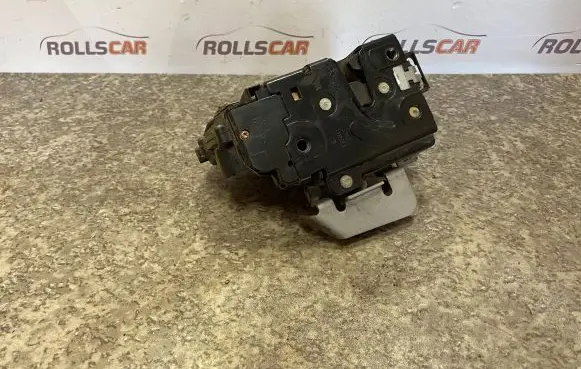 Audi A4 S4 B6 8E 8H Front door lock 4B1837015G