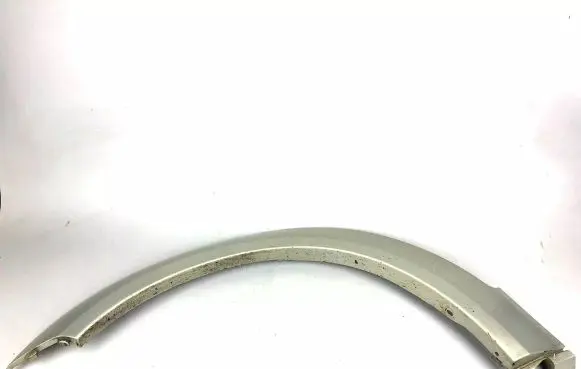Subaru Outback Front arch trim 