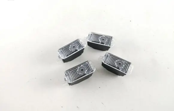 Audi e-tron Front door interior light 4KE947416C 4KE947415C