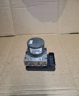 KIA Sportage ABS Pump 589203u470
