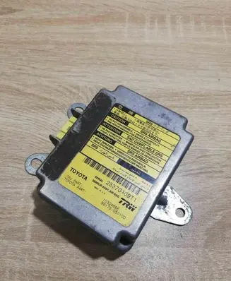 Toyota Carina T210 Airbag control unit/module 8917005010D 23370409T1 1032469E