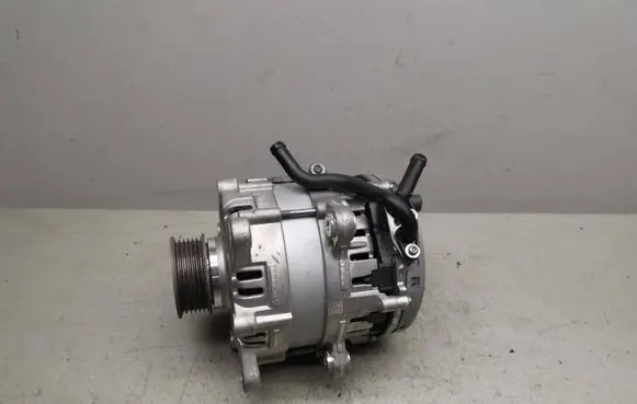 Volkswagen Tiguan Generator/alternator 05E903019F