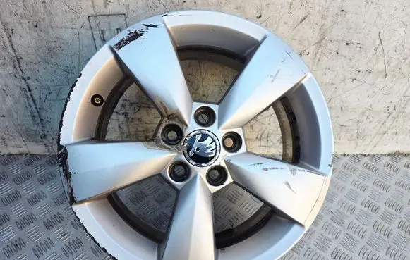 Skoda Rapid (NH) R15 alloy rim 5JA601025