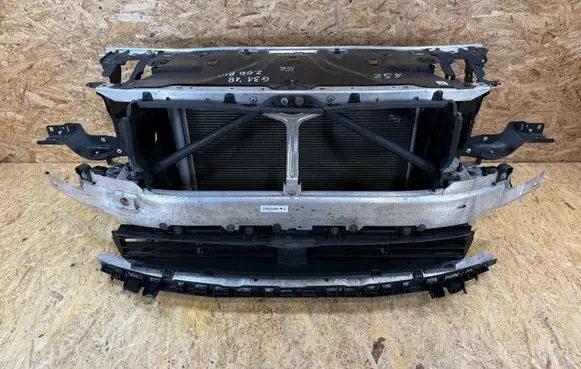 BMW 5 G30 G31 Radiator support slam panel