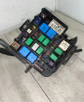 KIA Ceed Fuse box set ED20120302