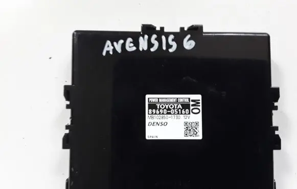 Toyota Avensis T270 Other control units/modules 8969005160