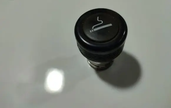 Renault Laguna II Cigarette lighter 