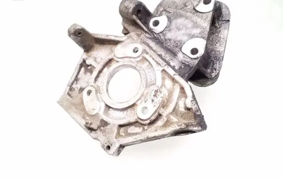 Opel Vivaro Engine mounting bracket 255708 205689