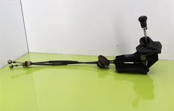 Peugeot 307 Gear shifter/selector 9646868480