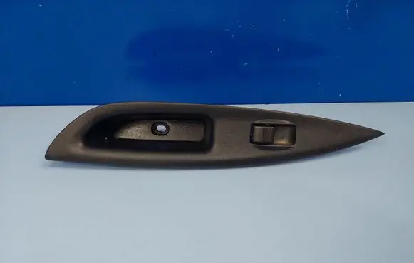 Mazda 6 Electric window control switch GJ6A6855L6